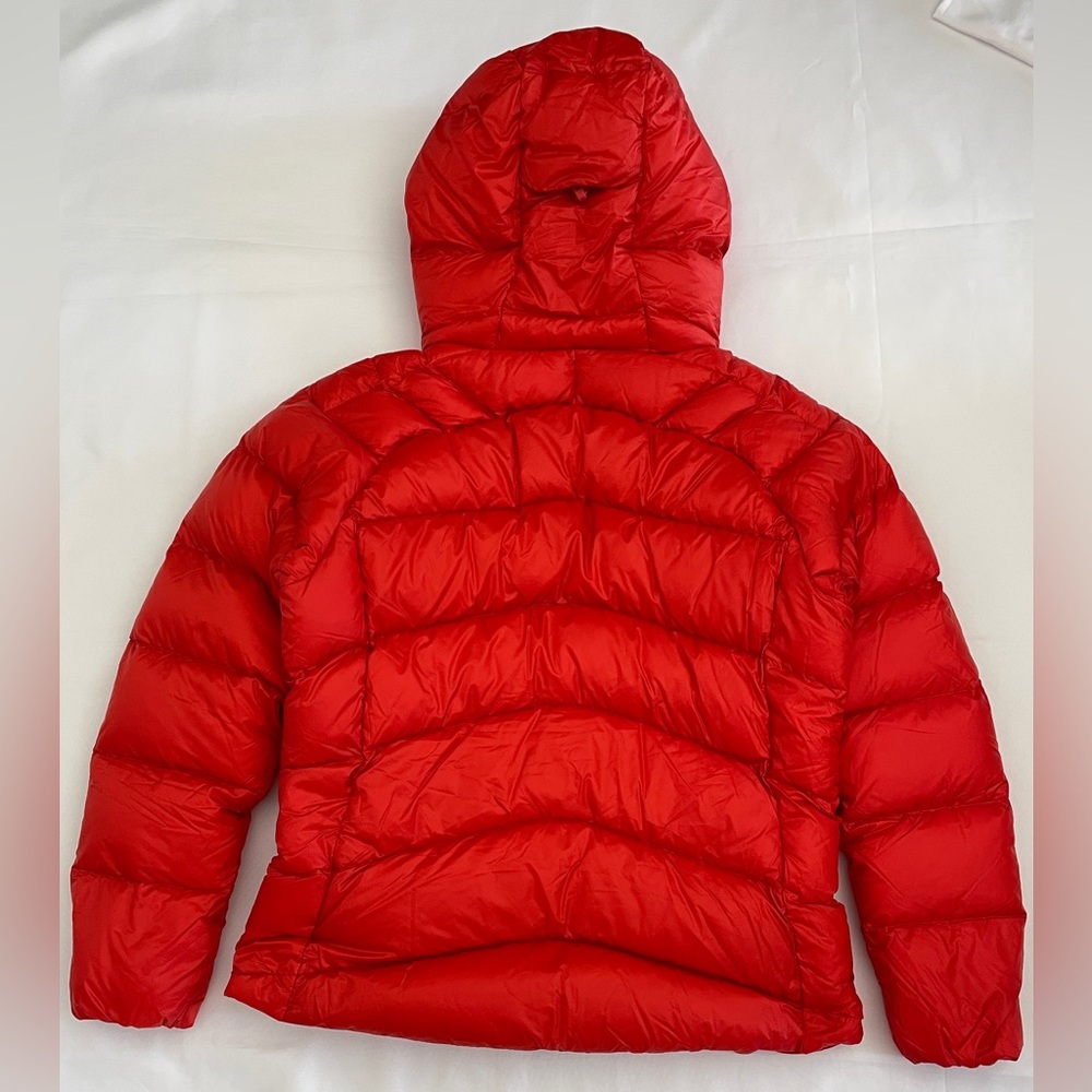 NWT Patagonia Fitz Roy Down Parka Hoody Coat Women's Size L Madder Red FA24 - Picture 16 of 16